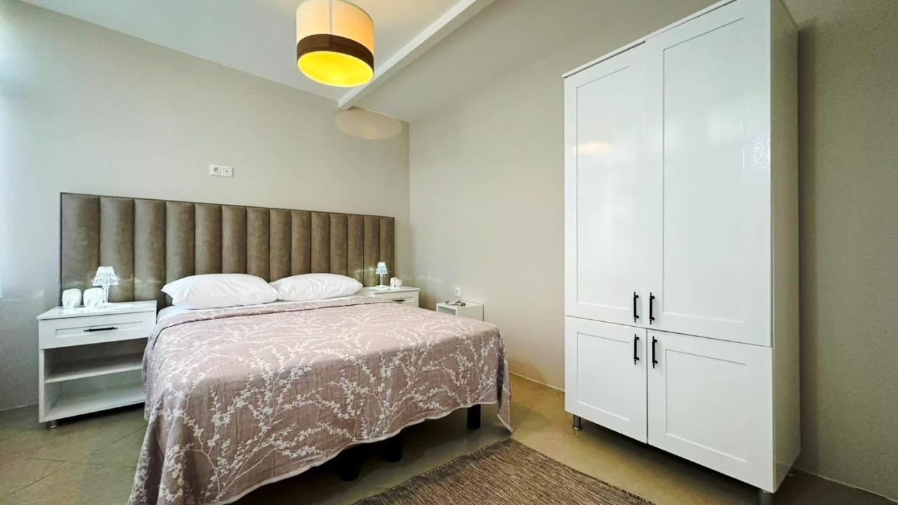 אדאלר Hi Hotel Ivy Bueyuekada מראה חיצוני תמונה