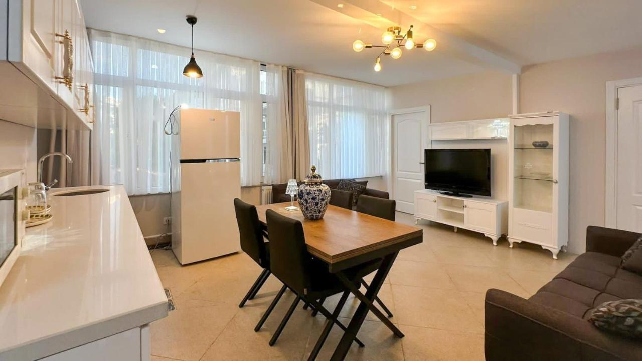 אדאלר Hi Hotel Ivy Bueyuekada מראה חיצוני תמונה