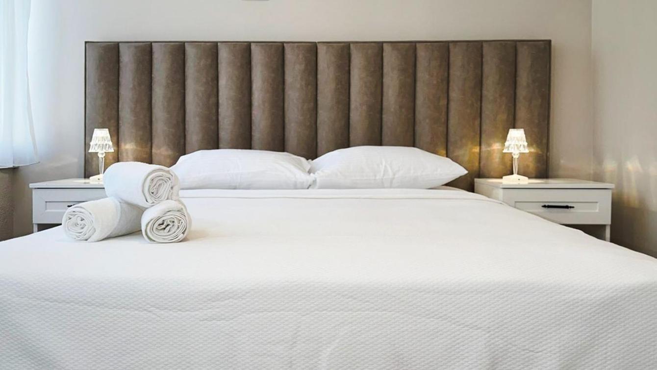 אדאלר Hi Hotel Ivy Bueyuekada מראה חיצוני תמונה