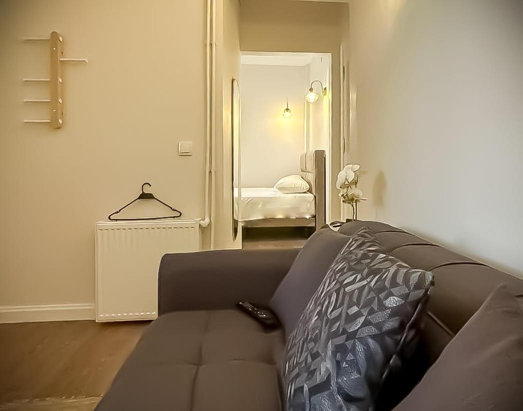 אדאלר Hi Hotel Ivy Bueyuekada מראה חיצוני תמונה