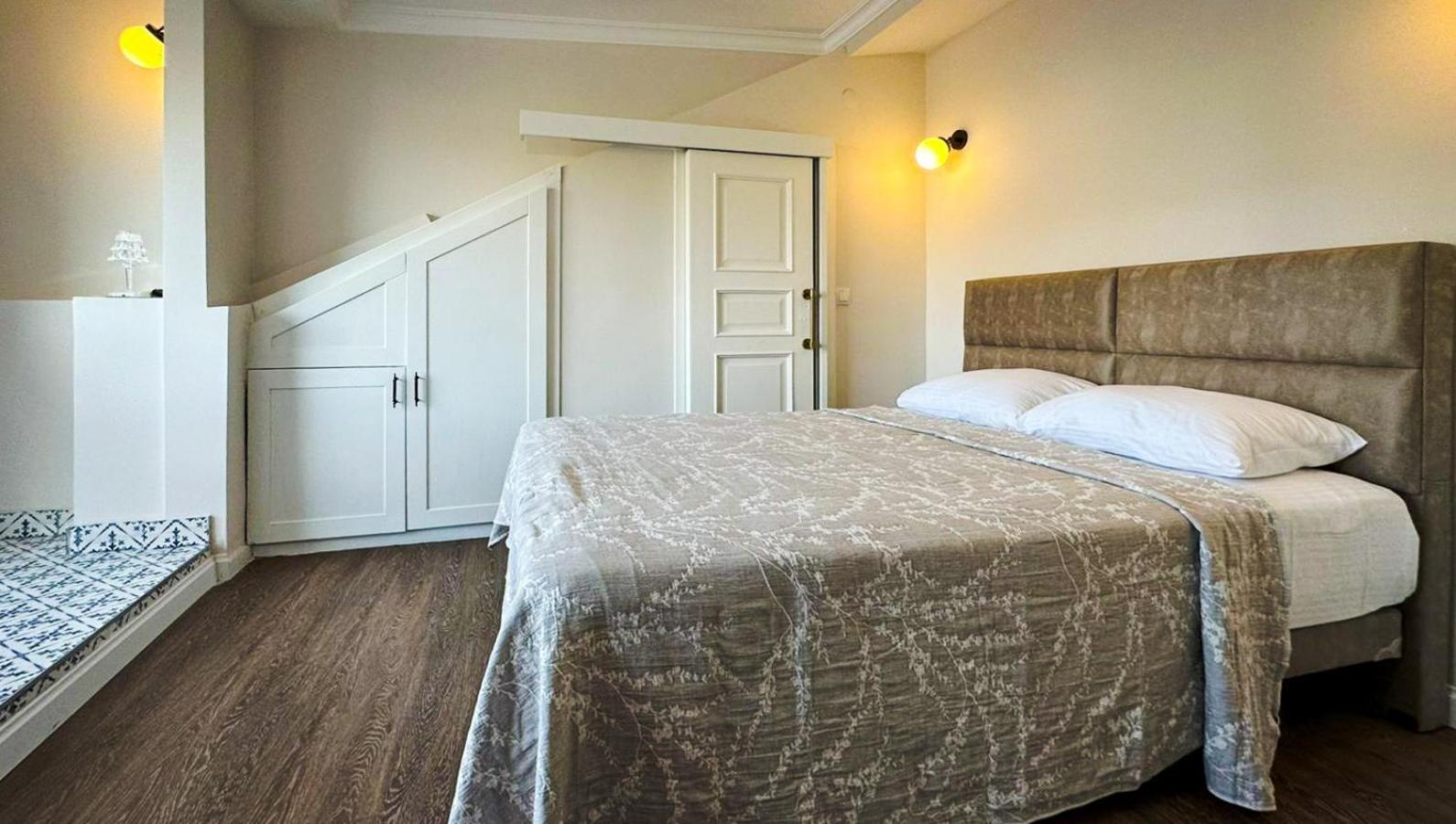 אדאלר Hi Hotel Ivy Bueyuekada מראה חיצוני תמונה